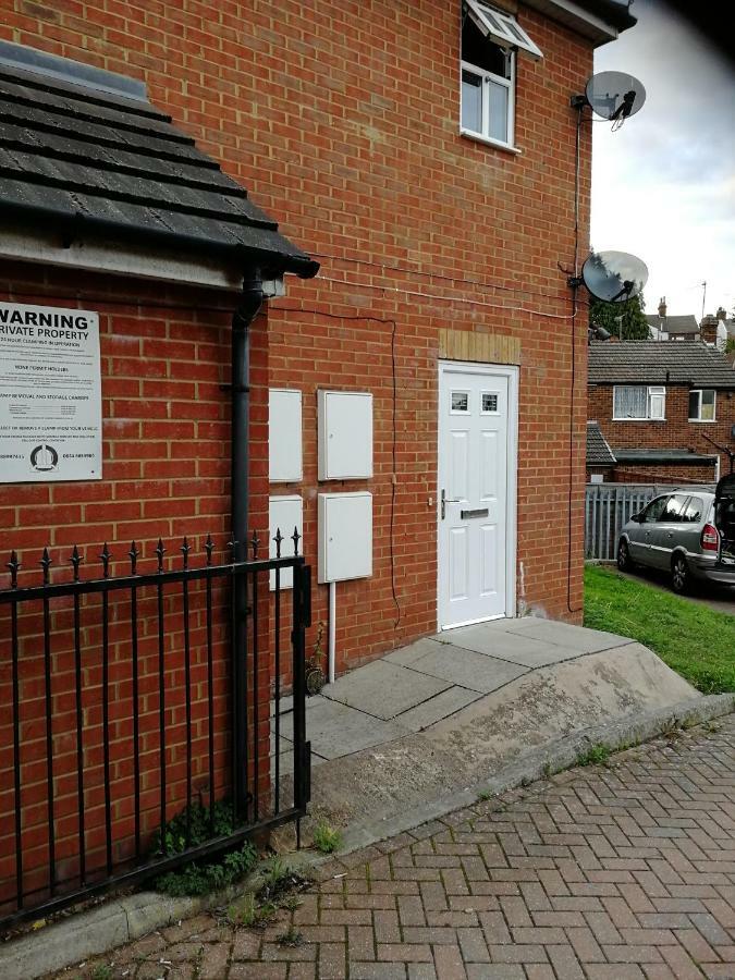 Metrolets 2 Apartamento Luton  Exterior foto